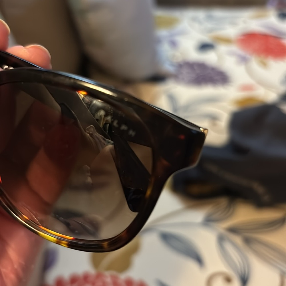 SUNGLASSES Ralph Lauren Tortoise Shell - Picture 5 of 7
